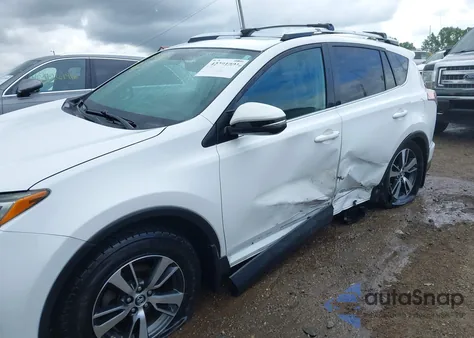 2016 Toyota Rav4 Xle z USA, uszkodzony, nr VIN 2T3RFREV8GW450273